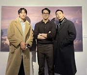 ‘8살 연상♥︎’ 황찬성, 애 아빠 된 근황…2AM 우정 과시 [★SHOT!]