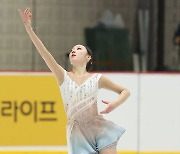 [Ms포토] 김예림 '손 연기도 세심하게~'