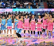 [W올스타] ‘가득했던 볼거리’ WKBL 올스타, 다양한 퍼포먼스로 즐거움 선사