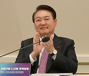 직장인 새해 소원 1위는 임금인상…“정부, 노동정책 잘못” 78%