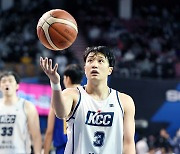 [JB화보] KCC, 삼성에 68-58로 승리