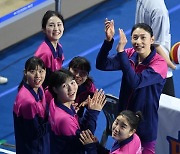 김연경, 몸 상태로 선발 제외 [포토]