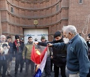 IRAN FRANCE PROTEST