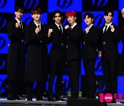 [TEN 포토] SF9 '퍼즐로 무대 찢겠다'