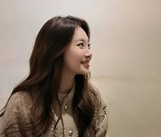 '모태 여신' 송혜교도 인정한 미모=걸스데이 유라 "예뻐라♥"