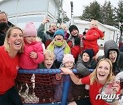 2023 평창송어축제 방문객 벌써 12만명…세계 각국 관광객 몰려