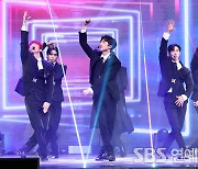 [E포토] SF9, '열두 번째 앨범, 6개월 만의 컴백'