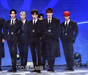 SF9, 미스터리한 요원 콘셉트로 컴백 "자신있는 콘셉트, 많은 기대 부탁"