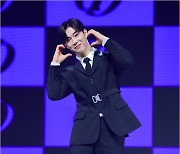 [MD포토] SF9 다원 '미소 볼하트'