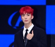 SF9 휘영, 시선 사로잡는 빨간 머리 [포토]