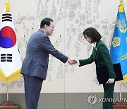 대통령실 "나경원,정책기조 정반대"…羅 "위원회 논의 언급안해"(종합)