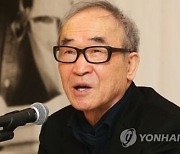 고은 시인, 성추문 5년 만에 문단 복귀…시집·대담집 출간