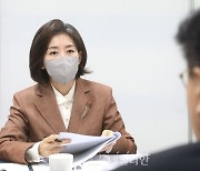 나경원, 저출산부위원장 사의 표명…"당대표 출마는 조금 더 생각해볼 것"