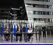 BELGIUM NATO EU JOINT DECLARATION COOPERATION