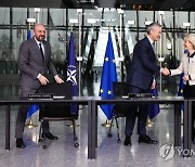 BELGIUM NATO EU JOINT DECLARATION COOPERATION