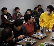 홀로 대구 찾은 김건희 "우리 사회에 봉사문화 정착되도록 뒷받침"