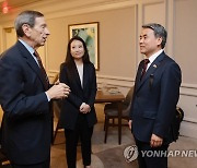 아인혼 전 보좌관 "한반도서 의도치 않은 핵전쟁 위험 커져"