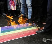 IRAN FRANCE PROTEST