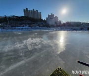 ‘인삼 송어’ 잡으러 홍천으로…꽁꽁축제 개막준비 마무리