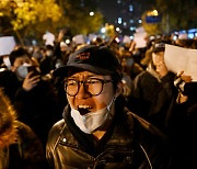 캠퍼스서 ‘중국 민주화’ 촉구하자 “손 잘라버린다”“공안에 신고 완료” 협박한 中 유학생