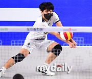 [MD포토] 정민수 '안정적인 수비'