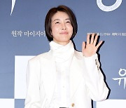 진서연, 멋쁨 화이트 패션[포토엔HD]