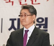 '5 · 18 북한군 개입 주장' 지만원 징역 2년 확정