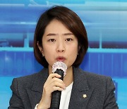 고민정 "검사 이름 100년 남는데…이재명 영장 청구 어려울 것"