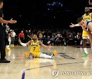 [NBA] 레이커스, 오심으로 승리 도둑맞았나?