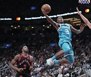 Hornets Raptors Basketball