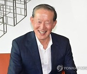 전경련 허창수 회장 사의…후임에 손경식·이웅열 등 물망