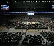 '최악의 수모' 샌안토니오, NBA 역대 최다 관중 앞서 GSW에 31점차 완패