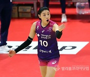 공격성공, 기뻐하는 김연경.