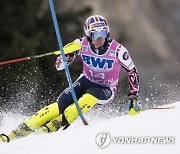 SWITZERLAND ALPINE SKIING