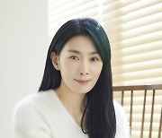 [인터뷰②] '오매라' 김서형 "암환자 연기, 폐암 별세父 떠올려..노메이크업"