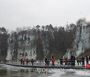 철원한탄강 얼음트레킹 축제, 한탄강 물윗길과 연계해 정상 운영