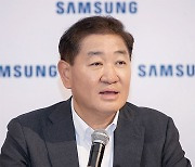 [2023] 한종희 삼성전자 부회장 기자간담회 | “TV·모바일 ‘초연결’ 경험 제공…연내 시니어 돌봄 로봇”