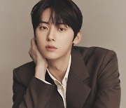 황민현, '보이즈 플래닛' 스타 마스터 출격