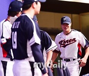 [MD포토] WBC대표팀 첫 기자회견 참석한 김하성 '싱글벙글'