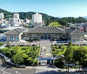 여수시 노조 "특정학교 승진…인맥 동원 인사 착화"