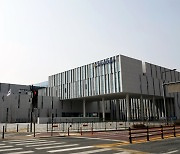 세종 아파트서 40대·10대 모자 추락사… 남편이 발견