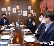 한화진 환경장관, UAE 진출 한국기업 관계자 간담회