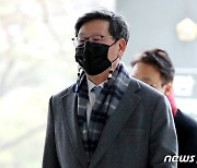 '택시기사 폭행' 이용구 2심도 징역 1년 구형…"한없이 부끄럽다"(종합)