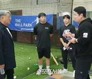 '돈으로 살 수 없는 것' 김경문 감독의 경험은 여전히 쌓여간다[문상열의 부시리그]