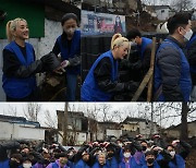 ‘데뷔 25주년’ 바다, 연탄 봉사…8천장 기부까지