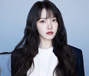 여자친구 출신 예린, 성숙美 돋보이는 NEW 프로필 공개