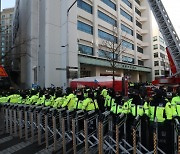 “민노총 전현직 간부 4명, ‘사이버 드보크’로 北공작원 교신 혐의”