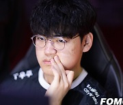 [LCK] ‘묵직한 한방’ 앞세운 T1 첫 승 축포 터뜨려(종합)