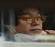 '이재명 변호사비 대납·대북송금 의혹' 김성태 첫 검찰 조사 13시간 만에 종료