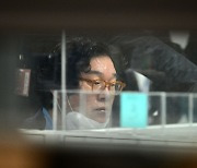 ‘쌍방울 그룹 비리 의혹’ 김성태 전 회장 첫날 조사 13시간만에 종료